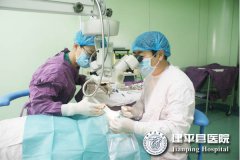 我院眼科再次成功为92岁高龄老人